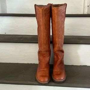 Frye (USA made) High Boots size 9.5 in excellent condition
